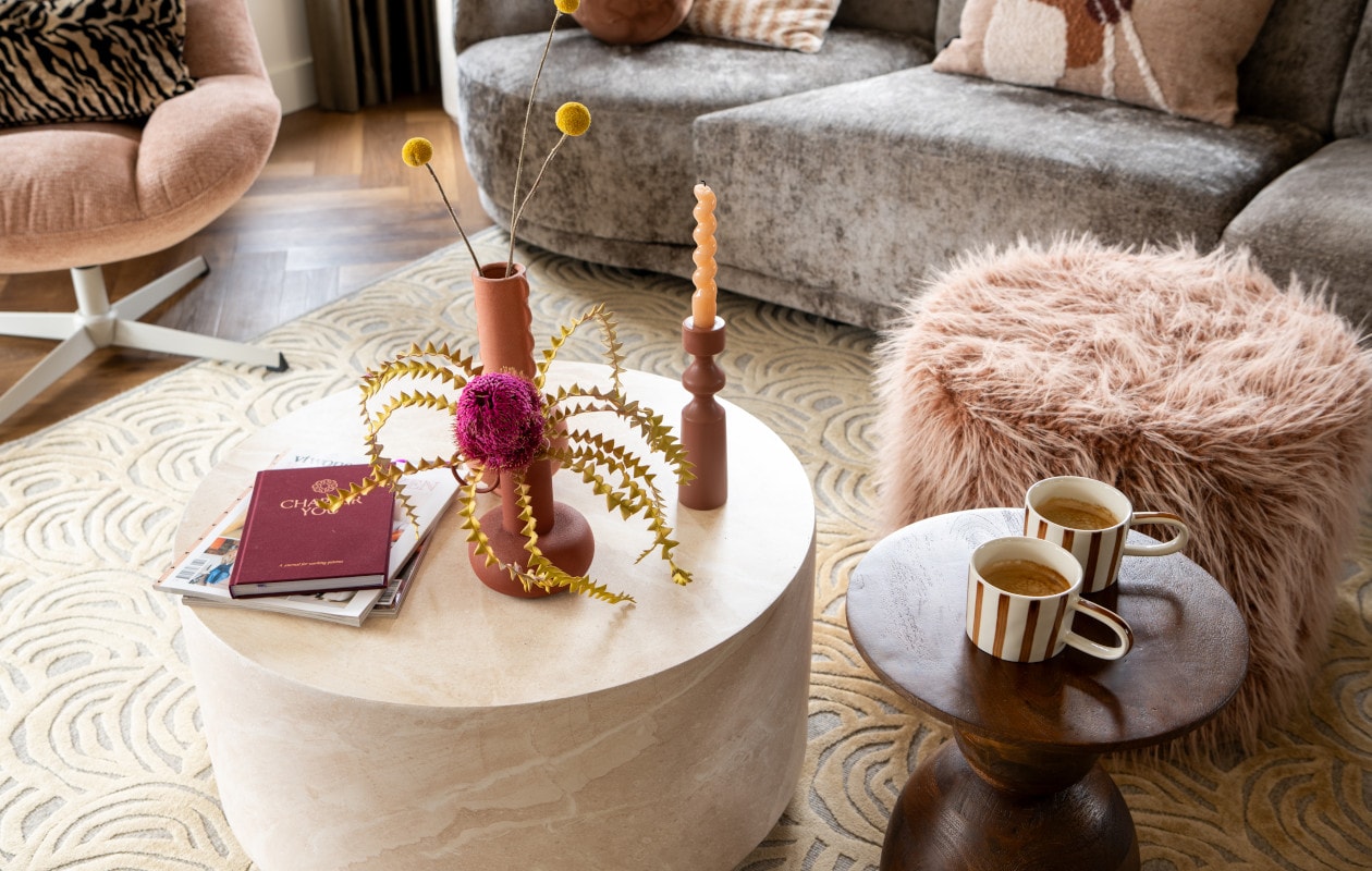 van lege ruimte naar flexibele familiezithoek nu is onze woonkamer eindelijk een geheel