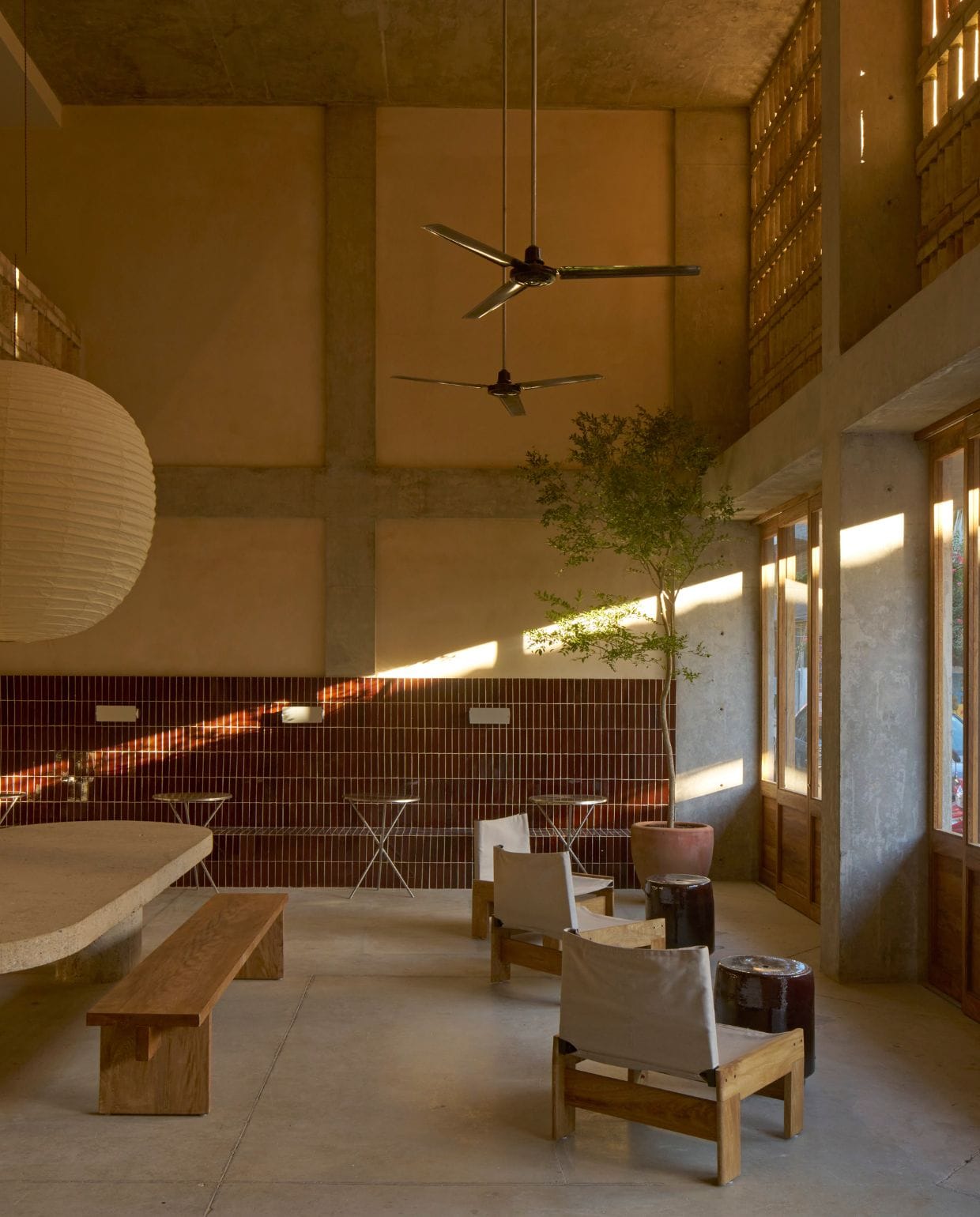 hotel-humano.com vtwonen Desing 02-2026 | fotografie Edmund Sumner