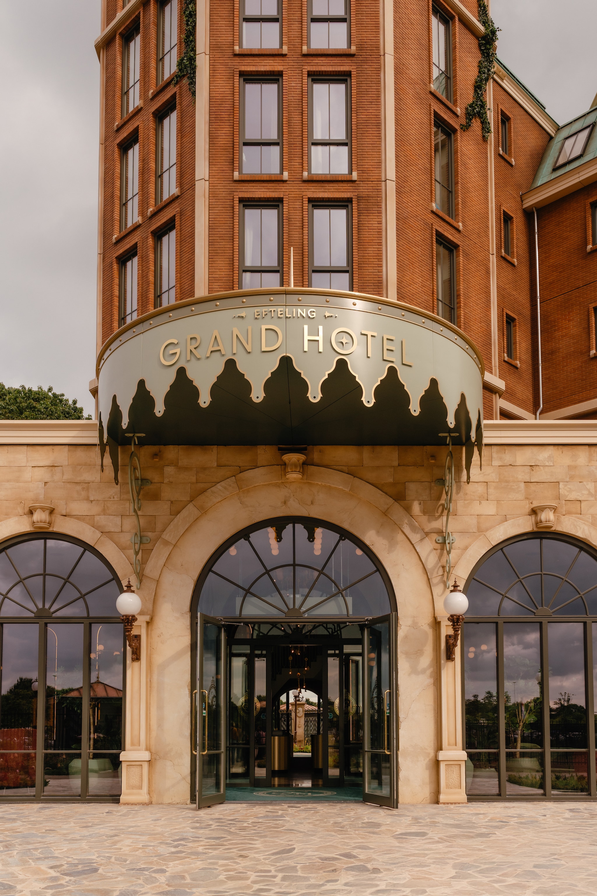 Efteling Grand Hotel vtwonen 06-2026 | fotografie Chantal Arnts, Sander Baks