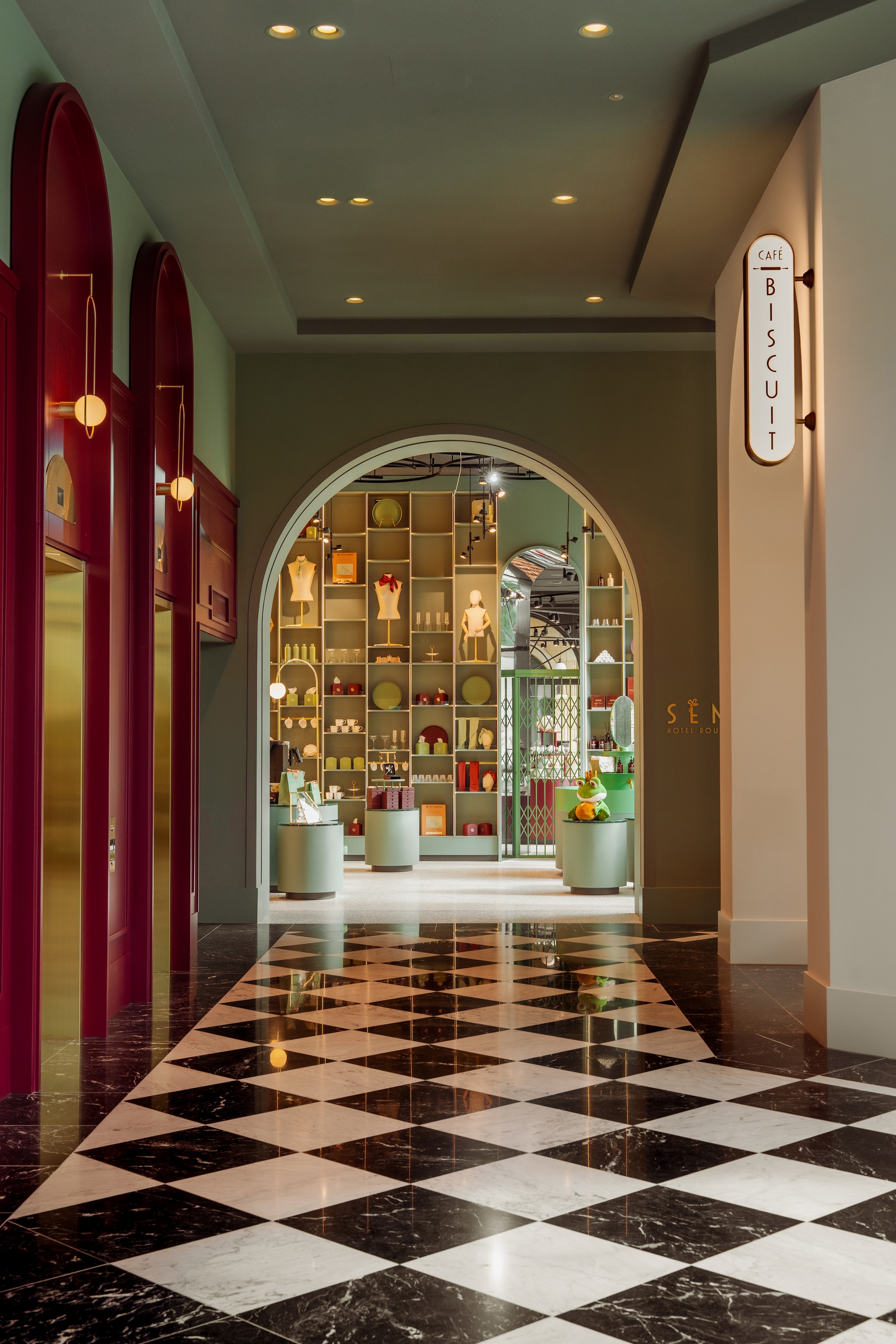 Efteling Grand Hotel vtwonen 06-2026 | fotografie Chantal Arnts, Sander Baks