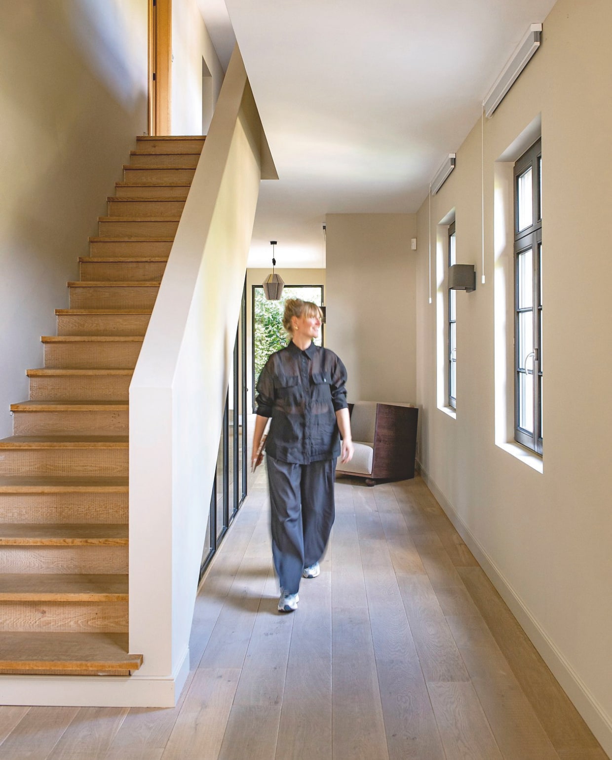 Soortgelijke houten vloer de houtfabriek. vtwonen landelijk 03-2026 | styling Katleen Willaert | fotografie Caroline Coehorst