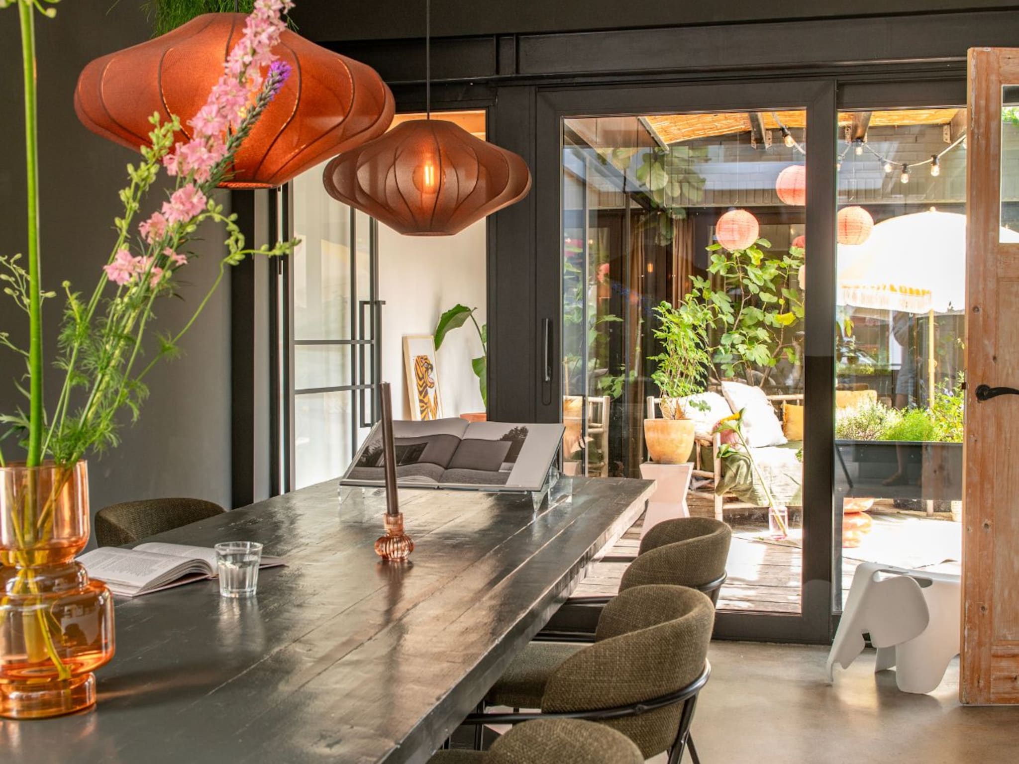 binnenkijken patio midden in huis