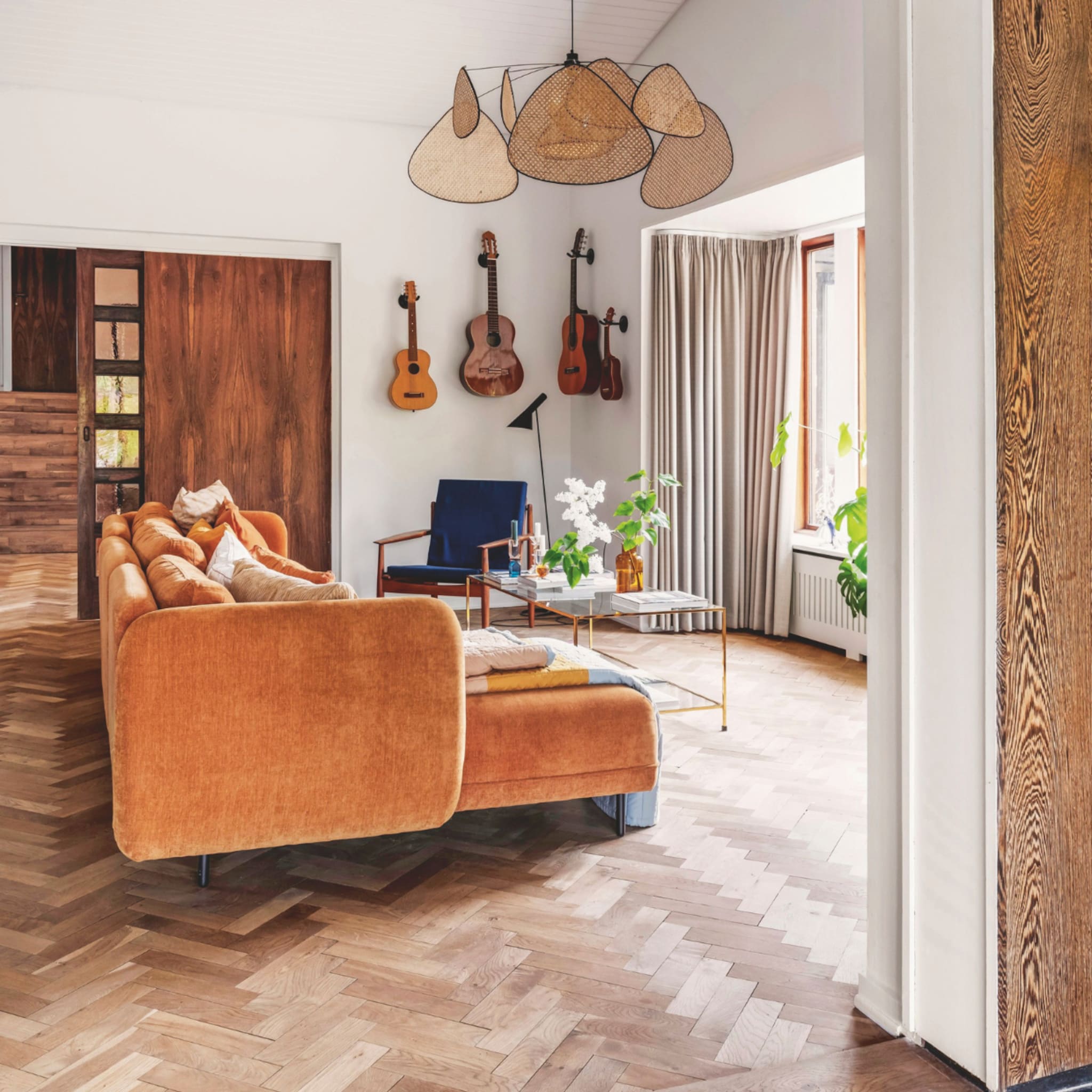 binnenkijken in deense jaren 50 woning