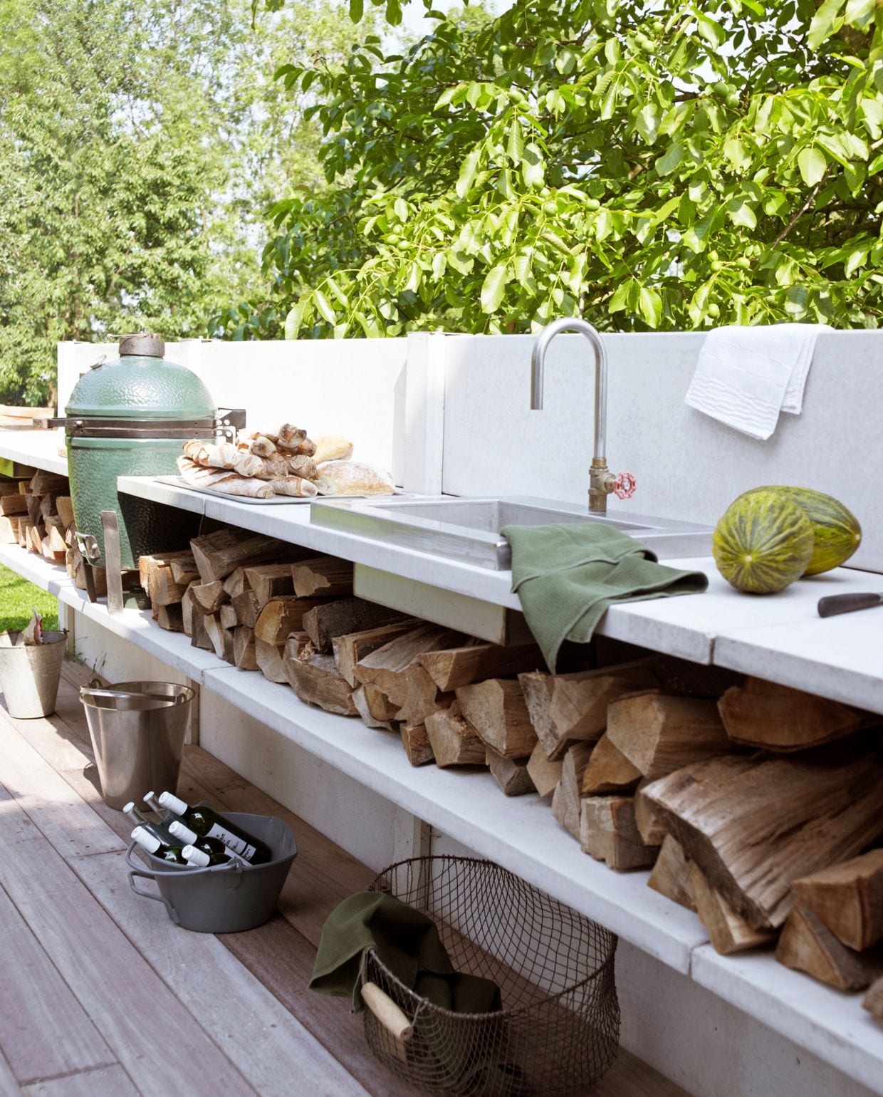 vtwonen TUIN special 2026 vtwonen TUIN special 2026 | styling Fietje Bruijn | fotografie Tjitske van Leeuwen