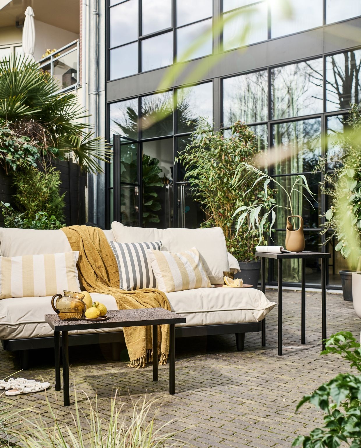 vtwonen TUIN 2026 | styling Sanne Ketelaar | fotografie Sjoerd Eickmans