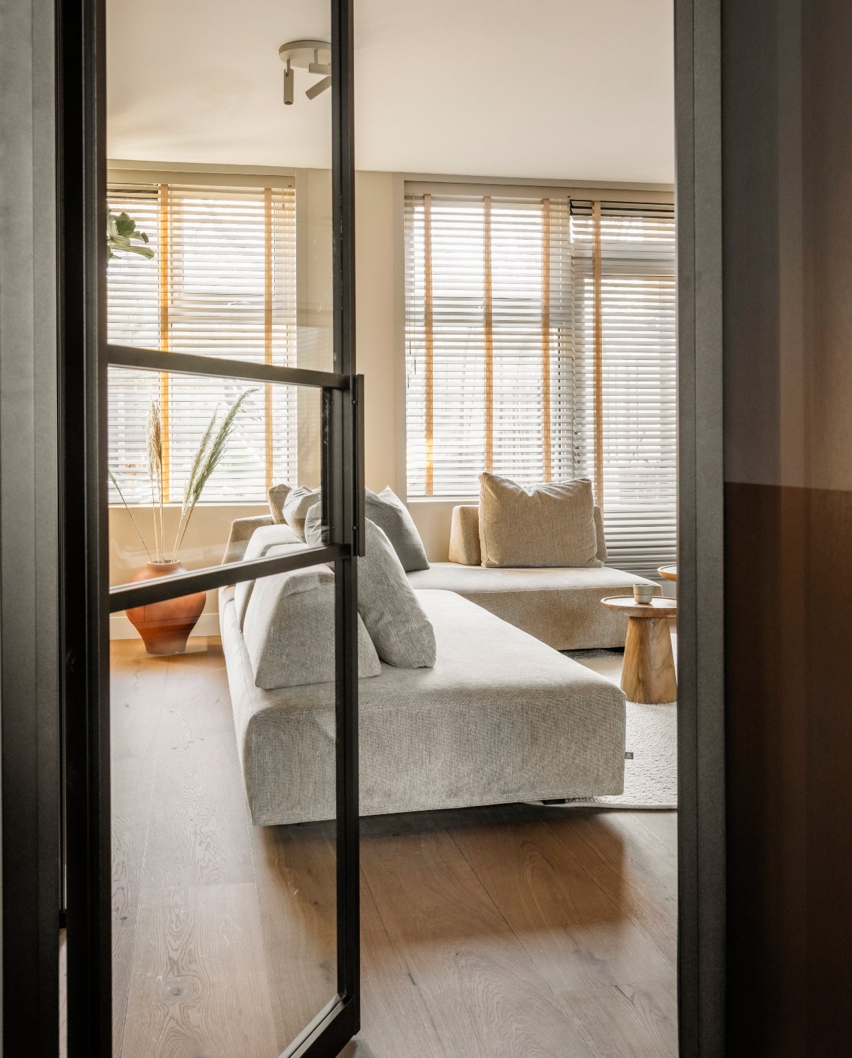 vtwonen Weer verliefd op je huis aflevering 6 seizoen 24 2026, gang vtwonen Weer verliefd op je huis aflevering 6 seizoen 24 | styling Frans Uyterlinde | fotografie Sonja Velda