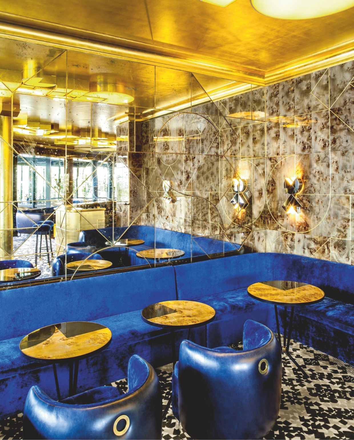 Hotel en restaurant Café Français, Parijs, 2013. vtwonen Design 03-2026 | fotografie Matthieu Salvaing