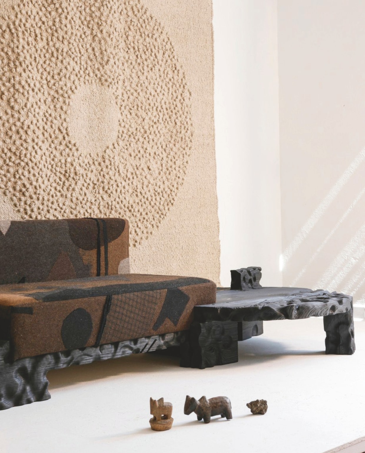 Weefsels van Daniel Costa, onder andere in samenwerking met Van Caster en voor The Mill Artisan Weaving.