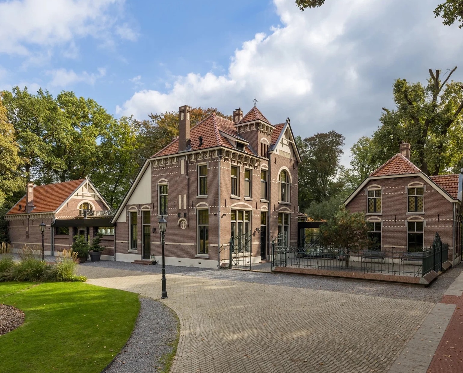villa werelds interieur tuin eindhoven