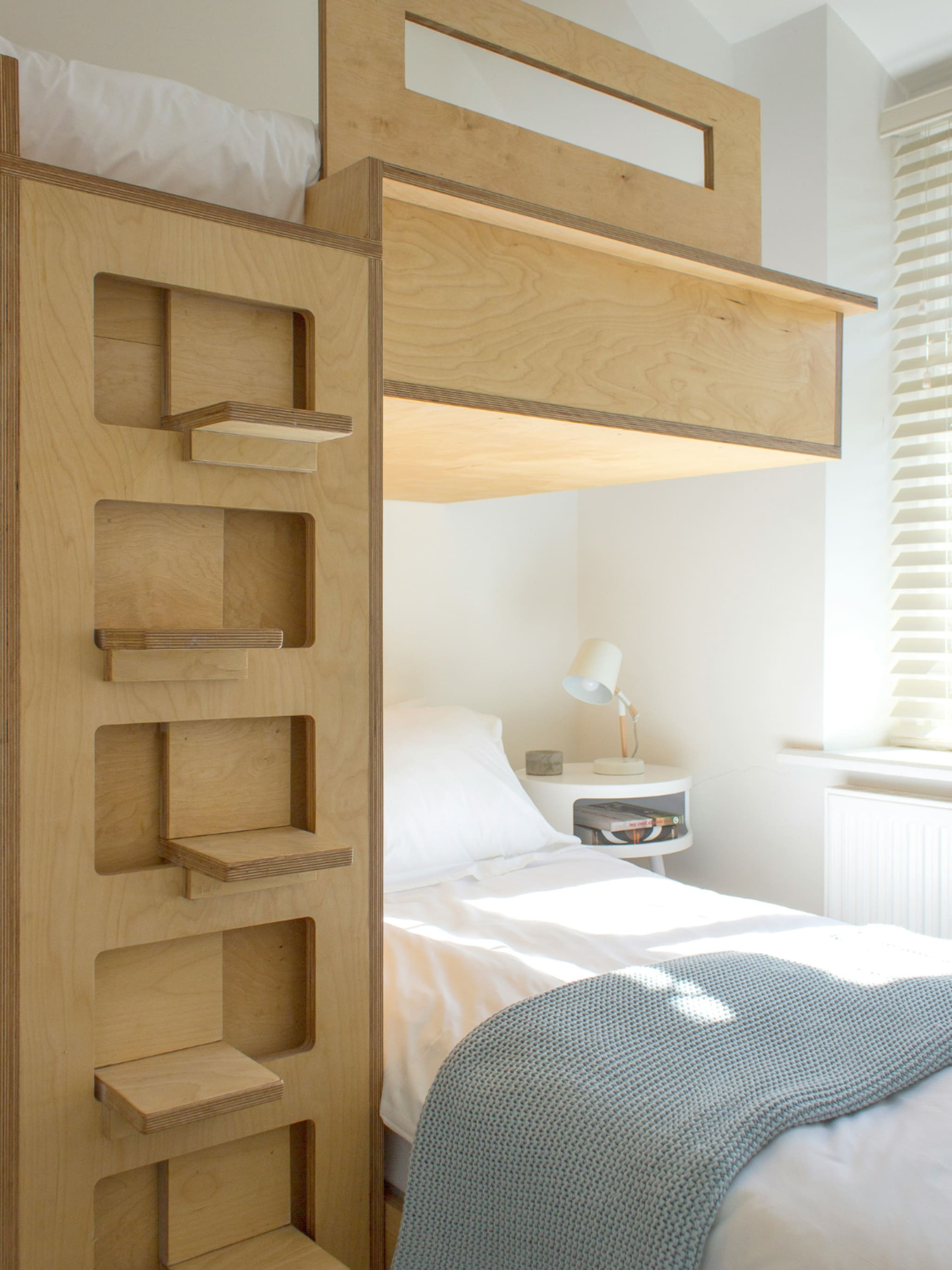 kleine slaapkamer tips hoogte benutten
