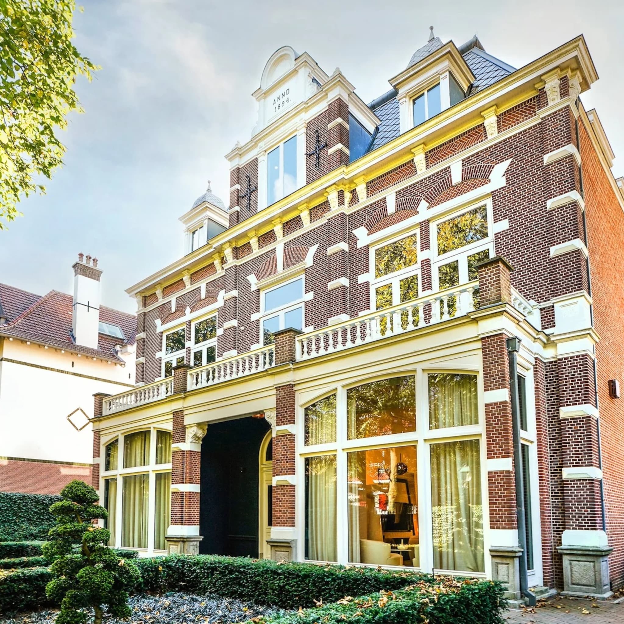 luxe villa den haag hout marmer