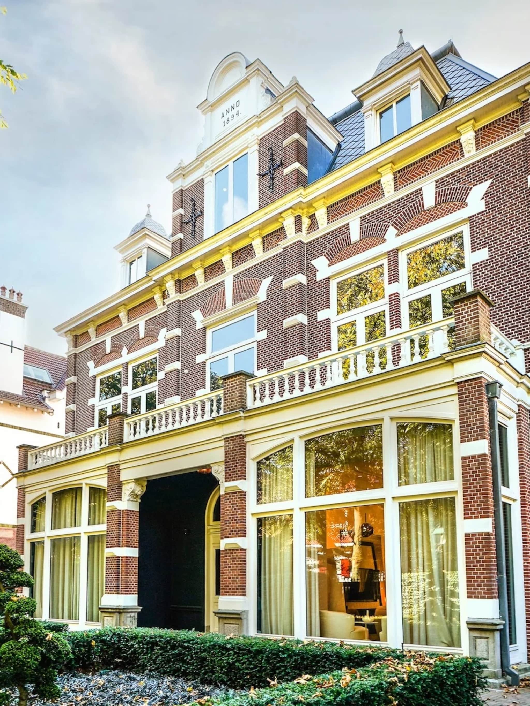 luxe villa den haag hout marmer