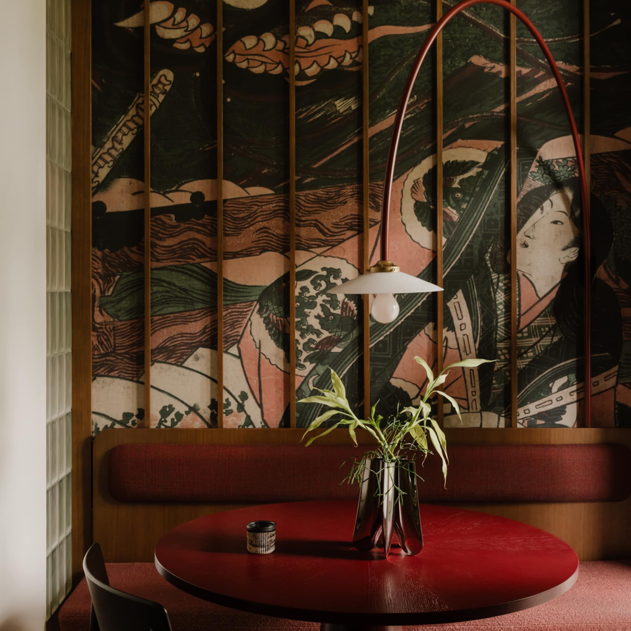 binnenkijken 19e eeuws spicy japandi appartement