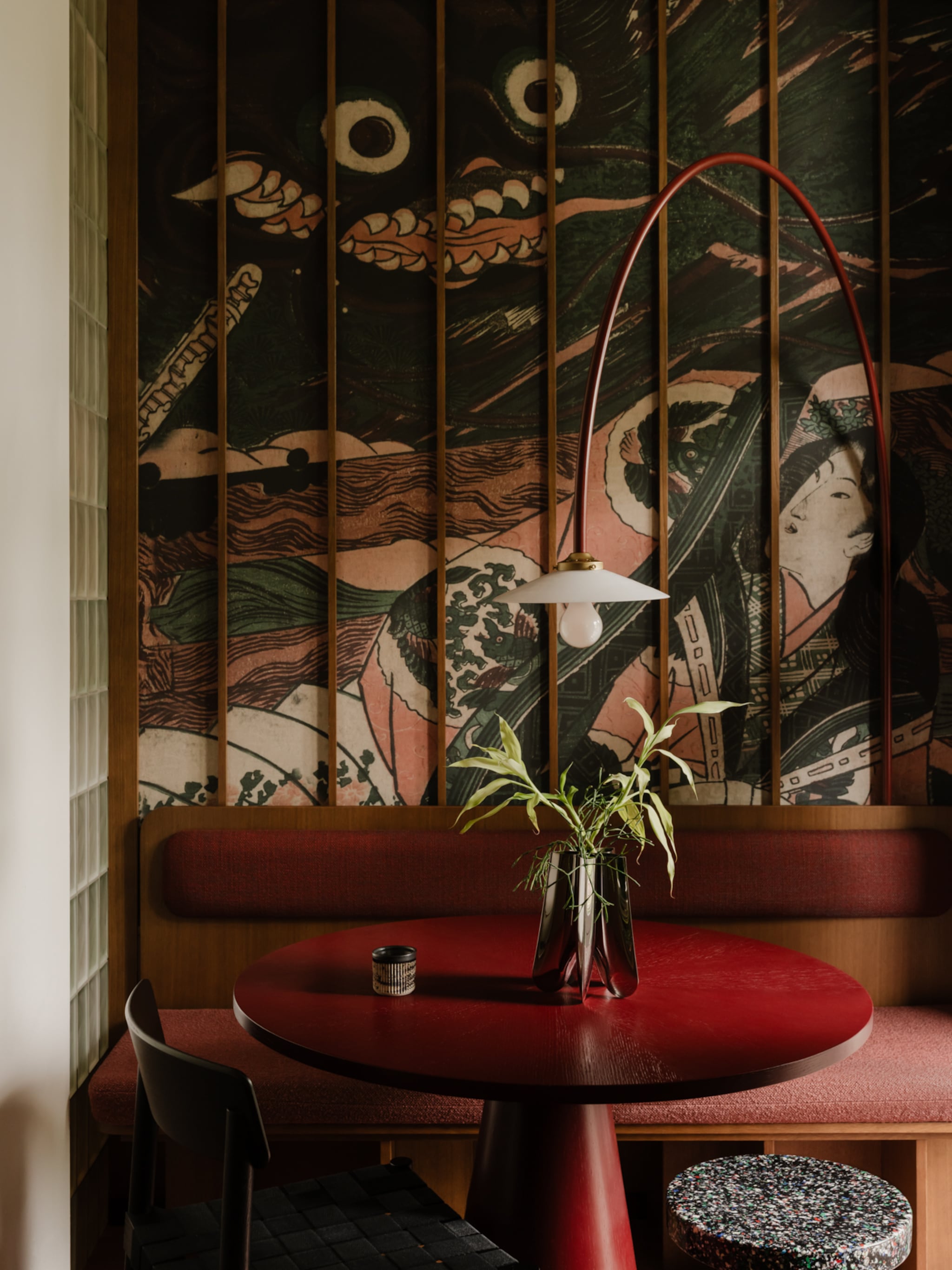 binnenkijken 19e eeuws spicy japandi appartement