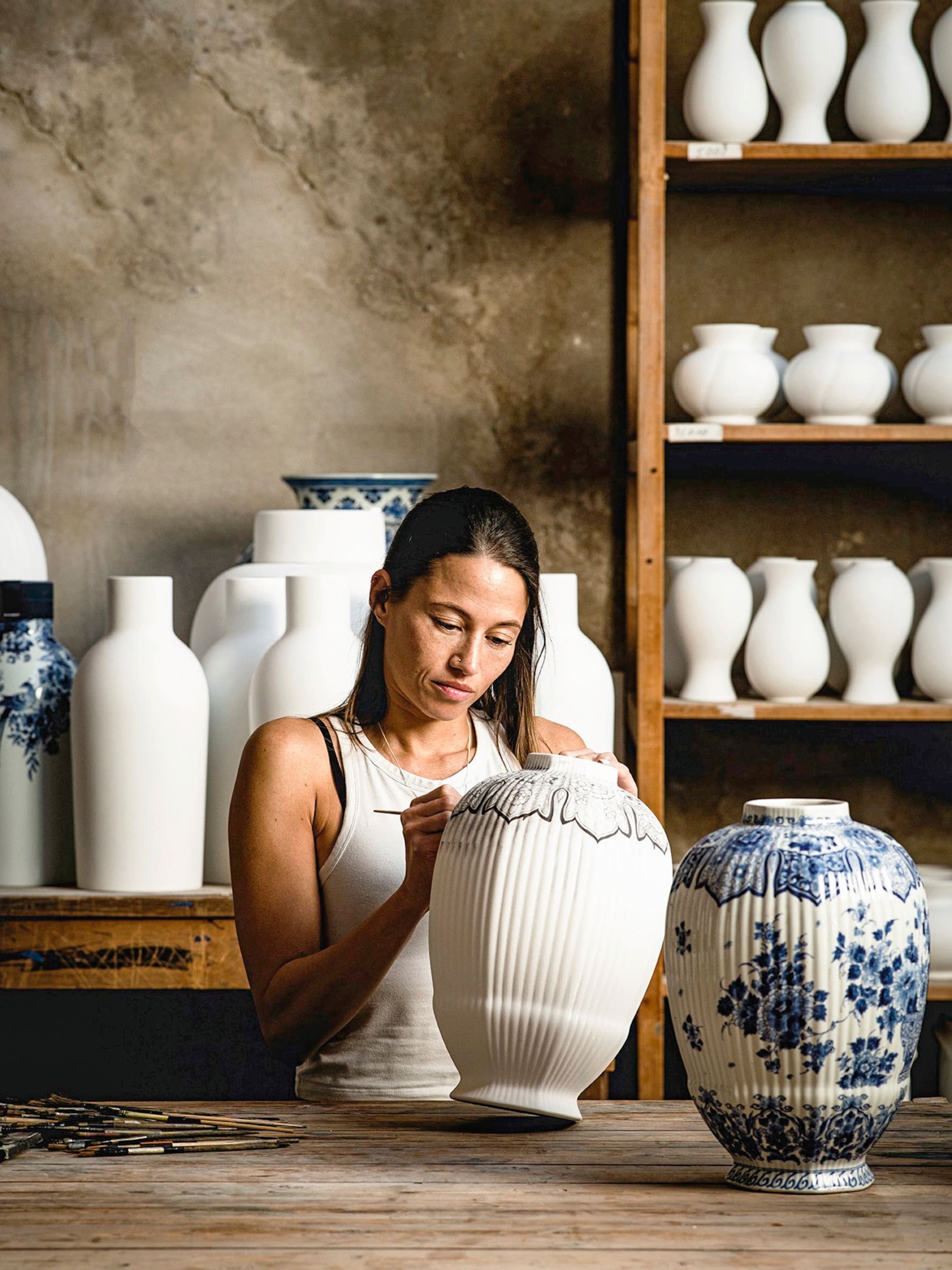de ambacht van royal delft aardewerk