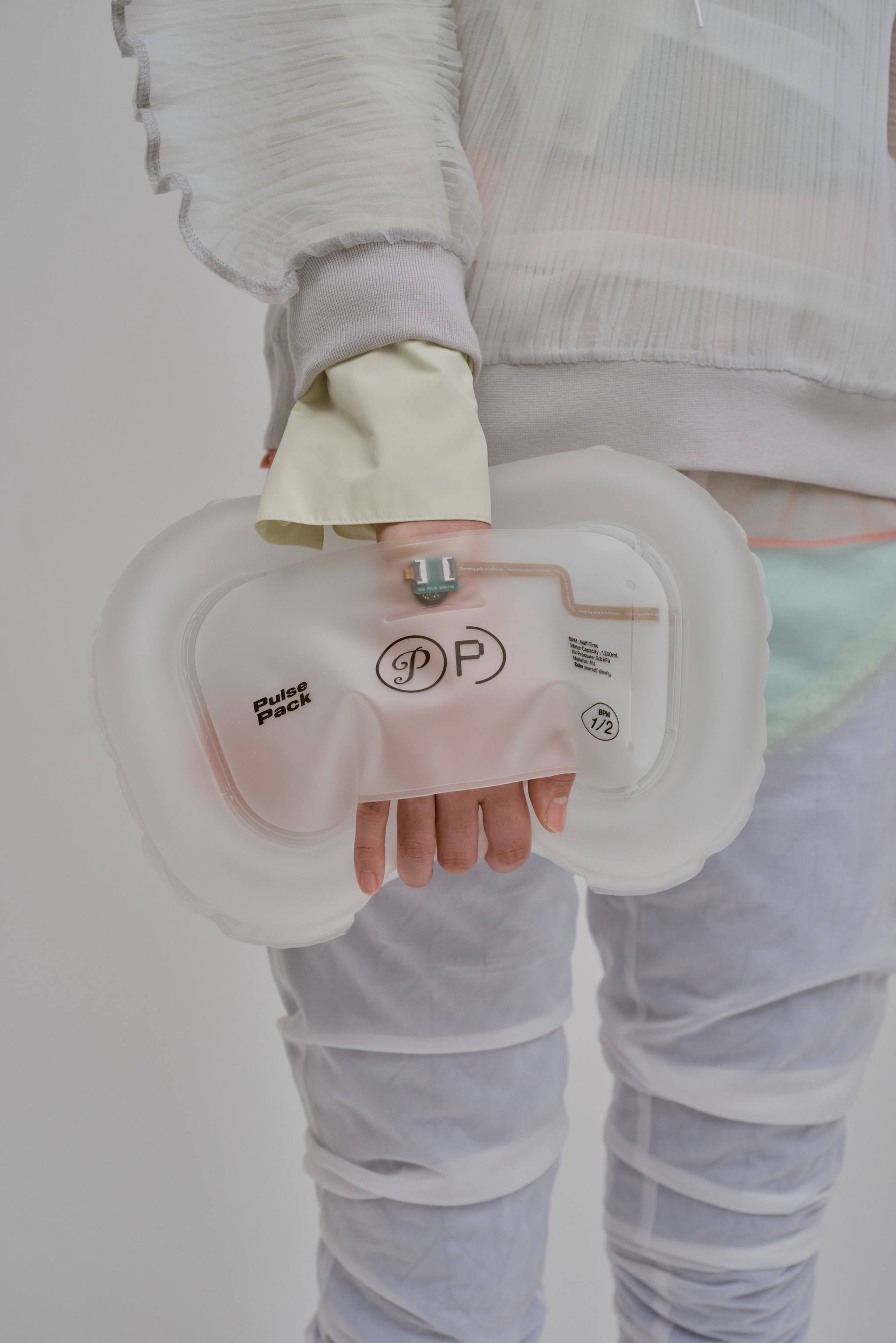 Tas Pulse Pack van Konel vtwonen Trendspecial 2026 | fotografie Yusuke Maekawa