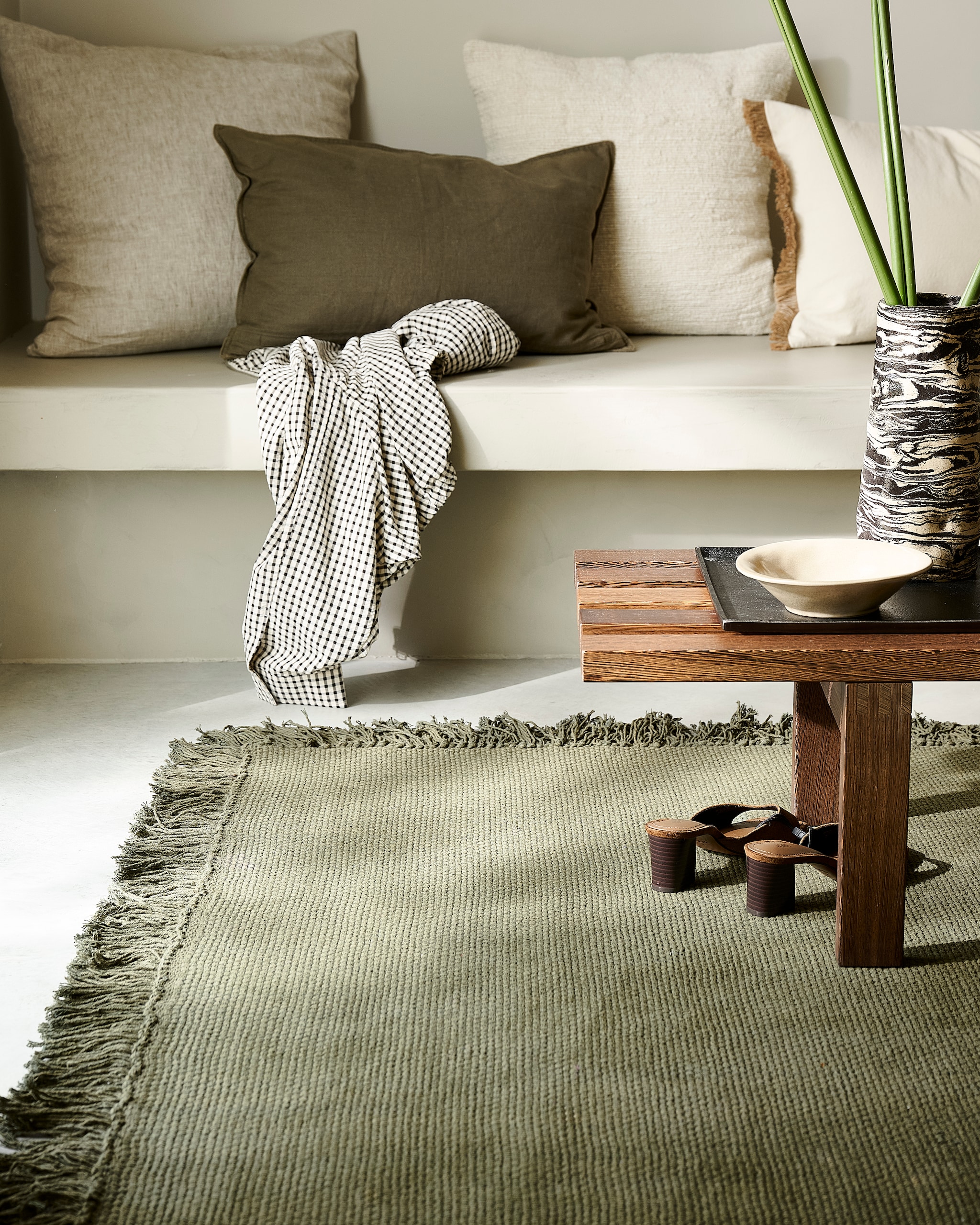 vtwonen vloerkleed Fringe Green styling Kim van Rossenberg | fotografie Sjoerd Eickmans