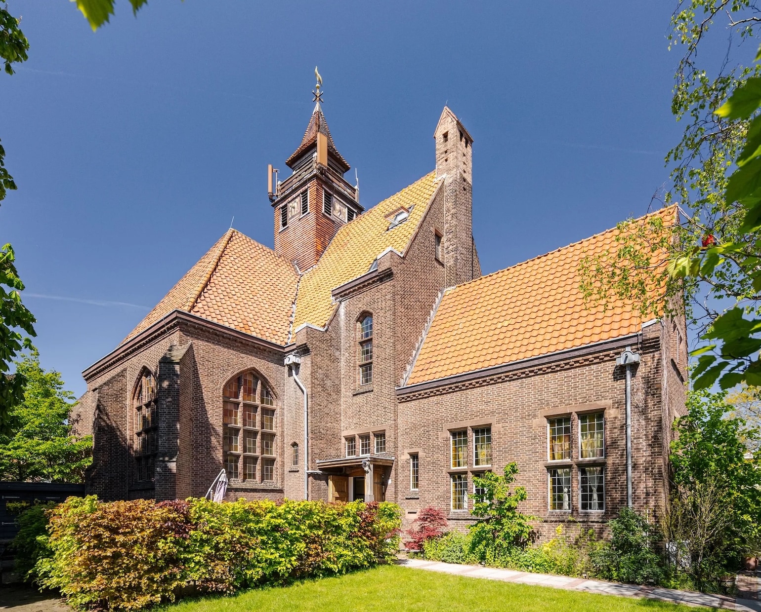 voormalige kerk ethnic chic werelds interieur
