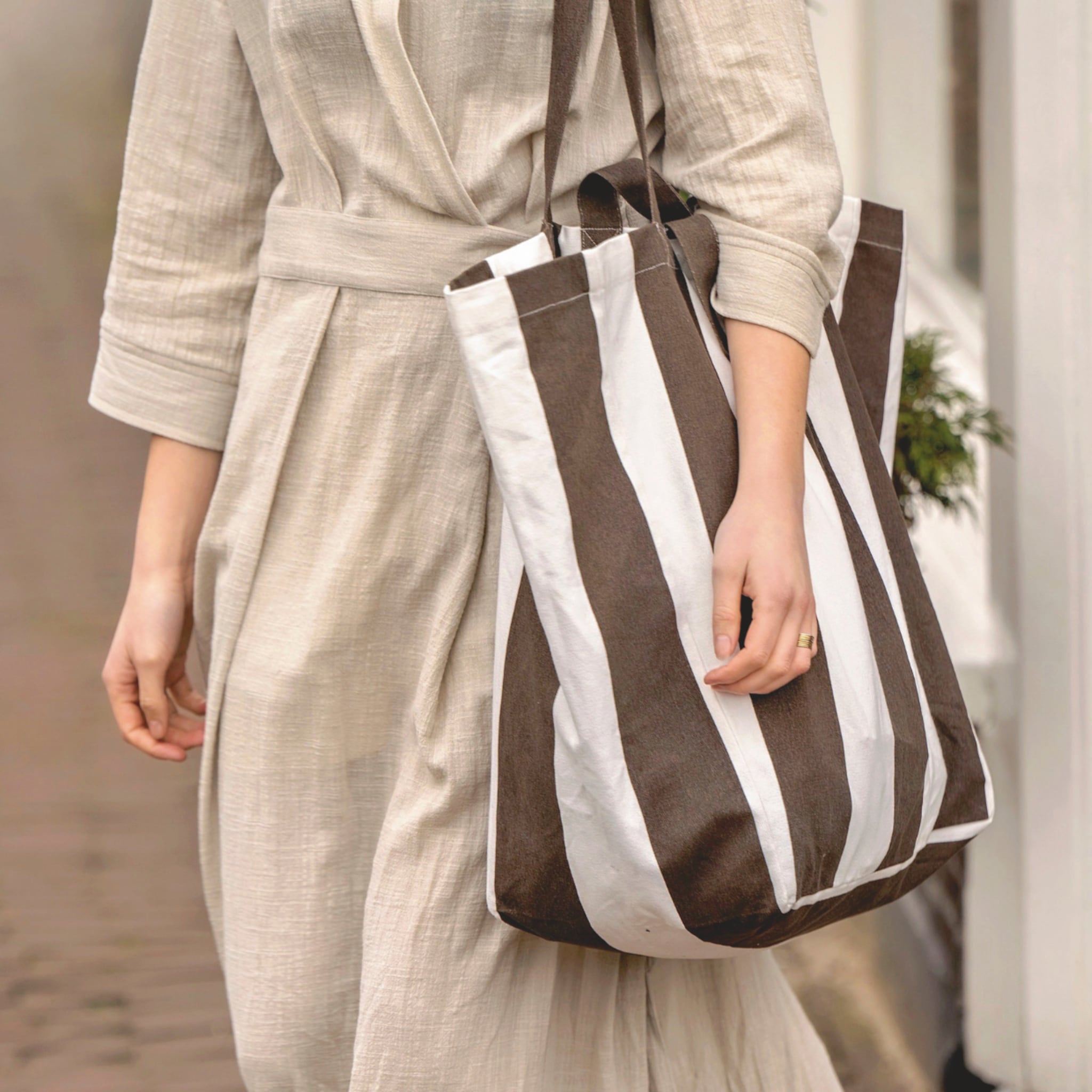 deze totebag is elke zomer onmisbaar