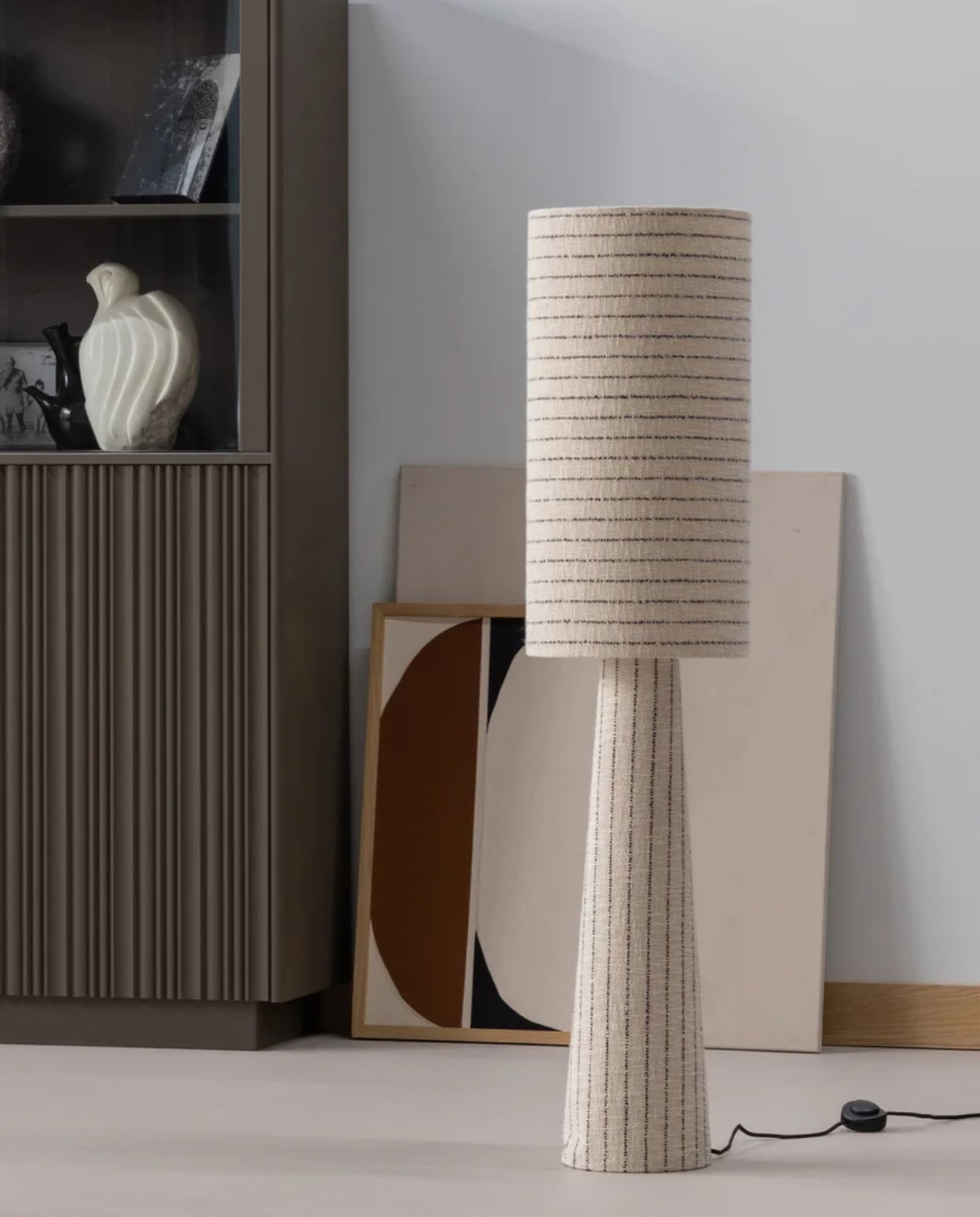 Vloerlamp Loft - Metaal/Bouclé - Naturel Met Strepen 130xØ30 cm WOOOD