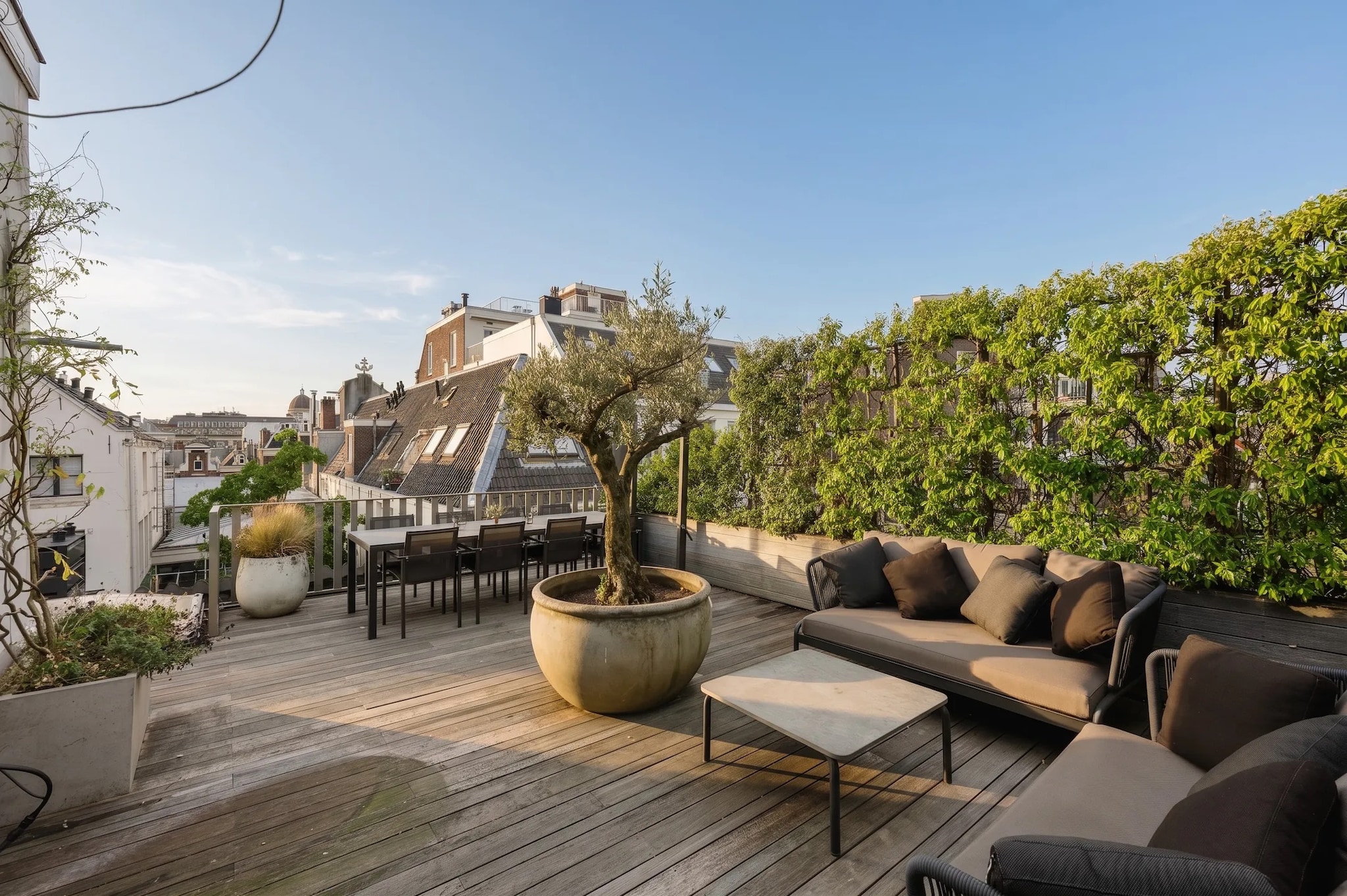 Funda - DSTRCT | Forbes Global Properties