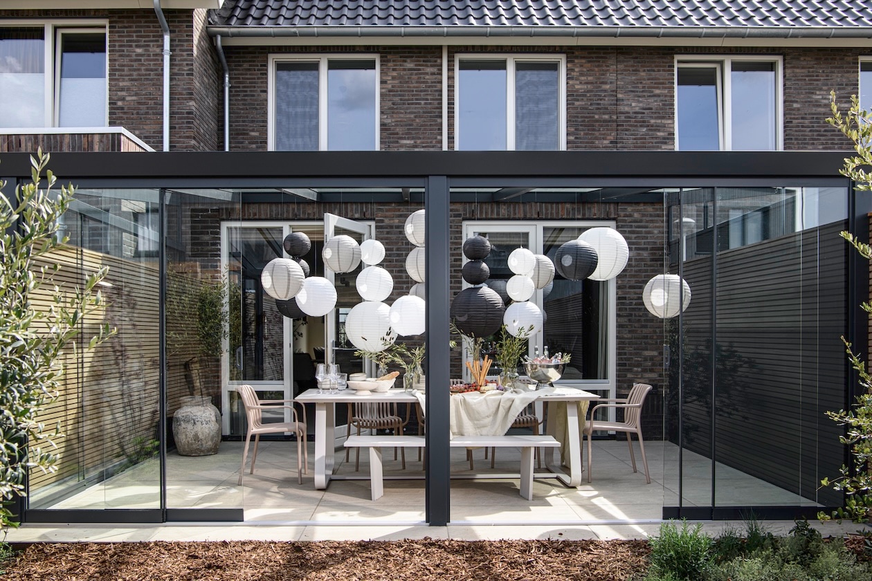 feest aan huis zo maak je een tuinkamer avondproof