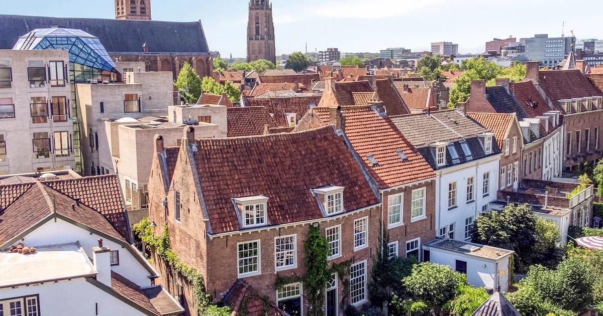 Funda-parel: eeuwenoude elementen én het theehuis maken dit Amersfoortse grachtenpand extra bijzonde