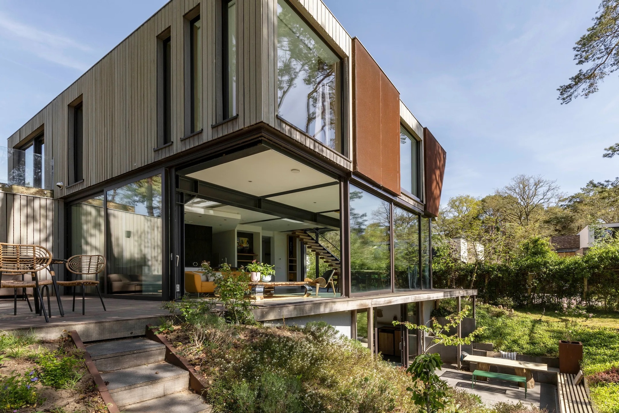 Funda - DSTRCT | Forbes Global Properties