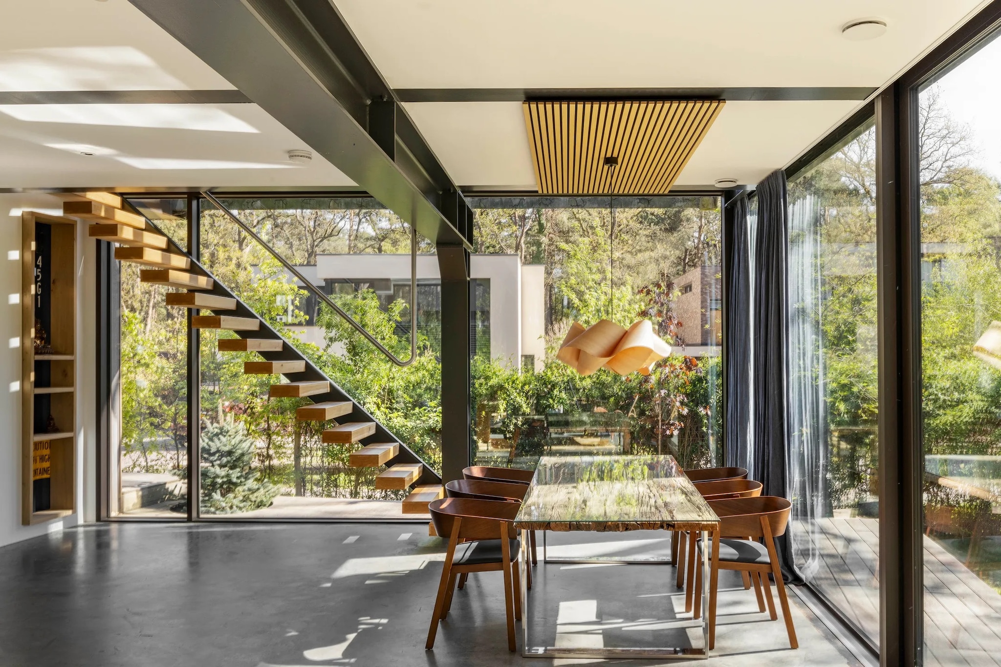Funda - DSTRCT | Forbes Global Properties