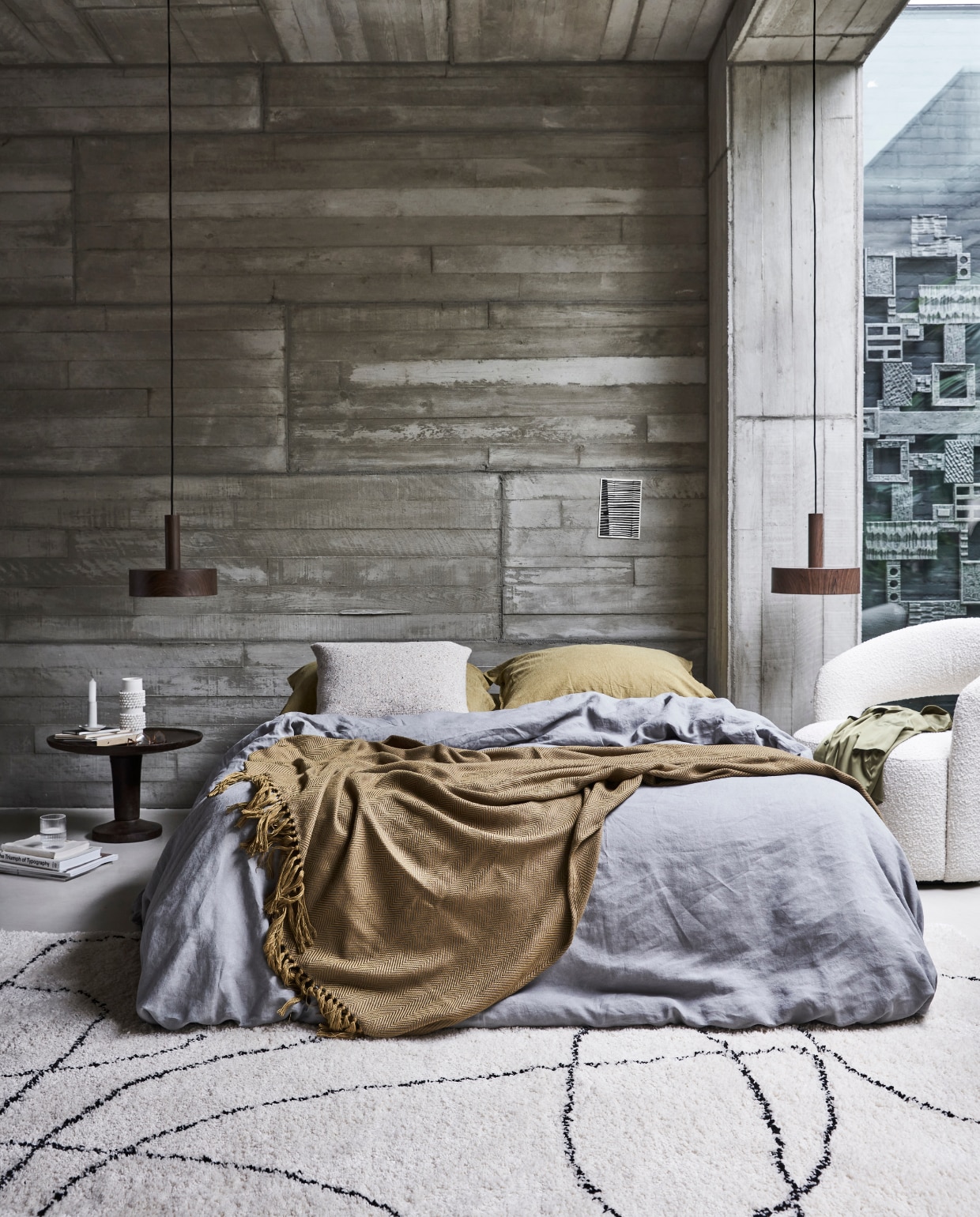 Hanglamp Woody van bruin metaal, 35×8 cm (Øxh) exclusief lichtbron € 99,- styling Marlies Does | fotografie Bart Brussee